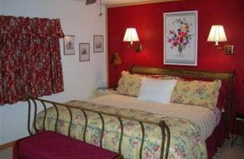 Rogers Inn The Pines Monument Экстерьер фото
